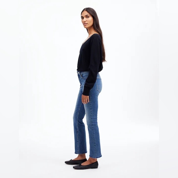 Madewell Tall Kick Out Crop Jean - Picture 4 of 9
